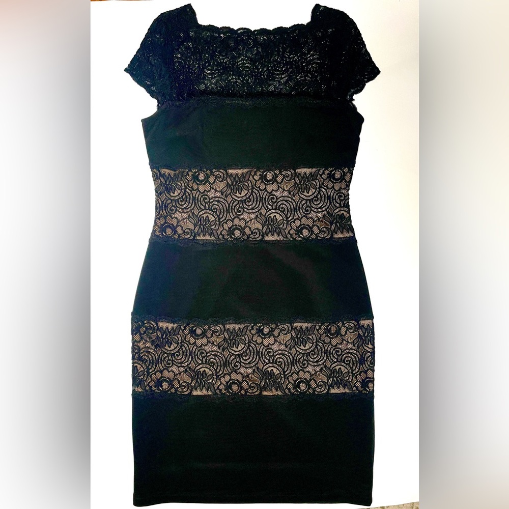 JOSEPH RIBKOFF Black Lace Dress 10